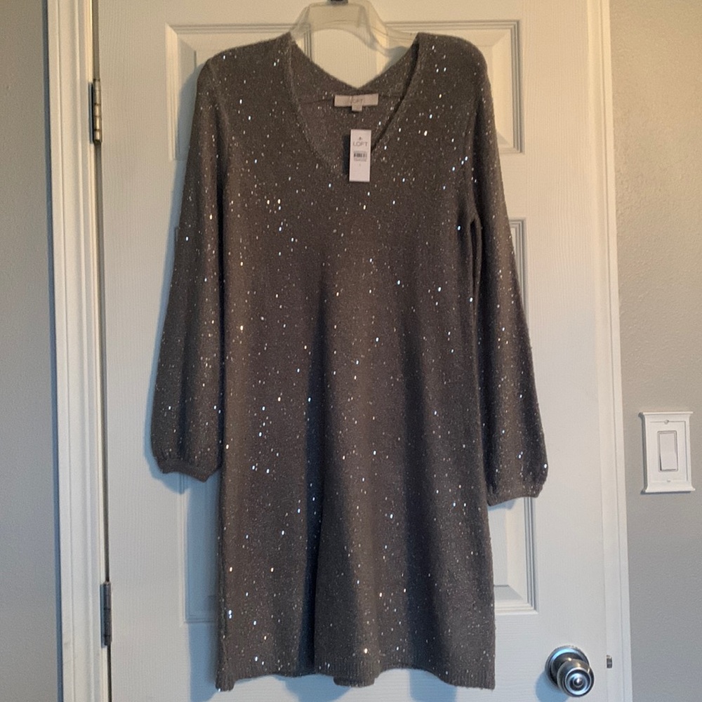 CLEARANCE Loft sweater dress gray silver sequin Small NWT